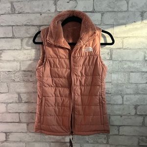 NWT The North Face Mossbud Insulated Reversible Vest Pink Clay